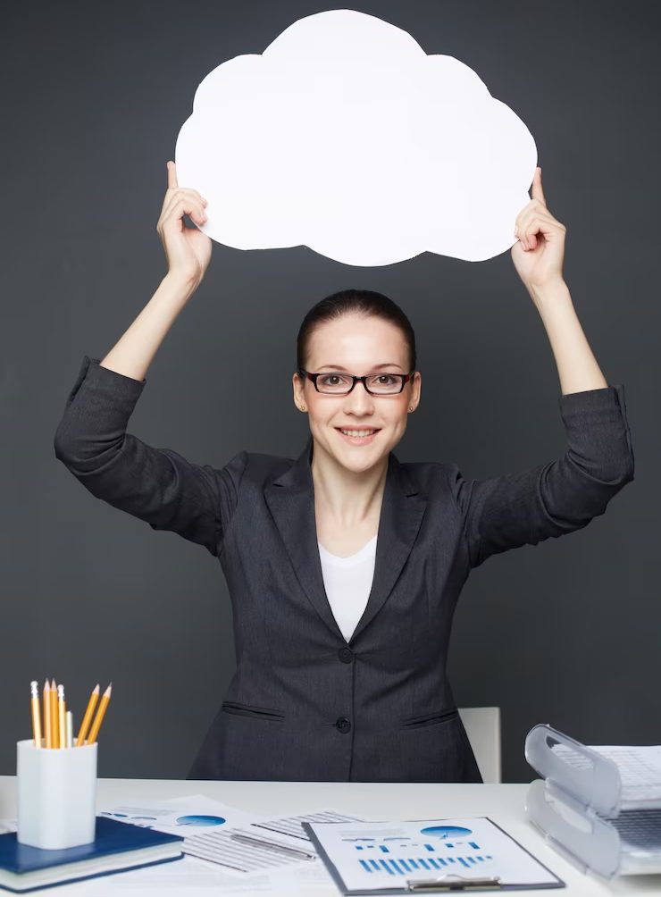 Woman holding a blank message-1